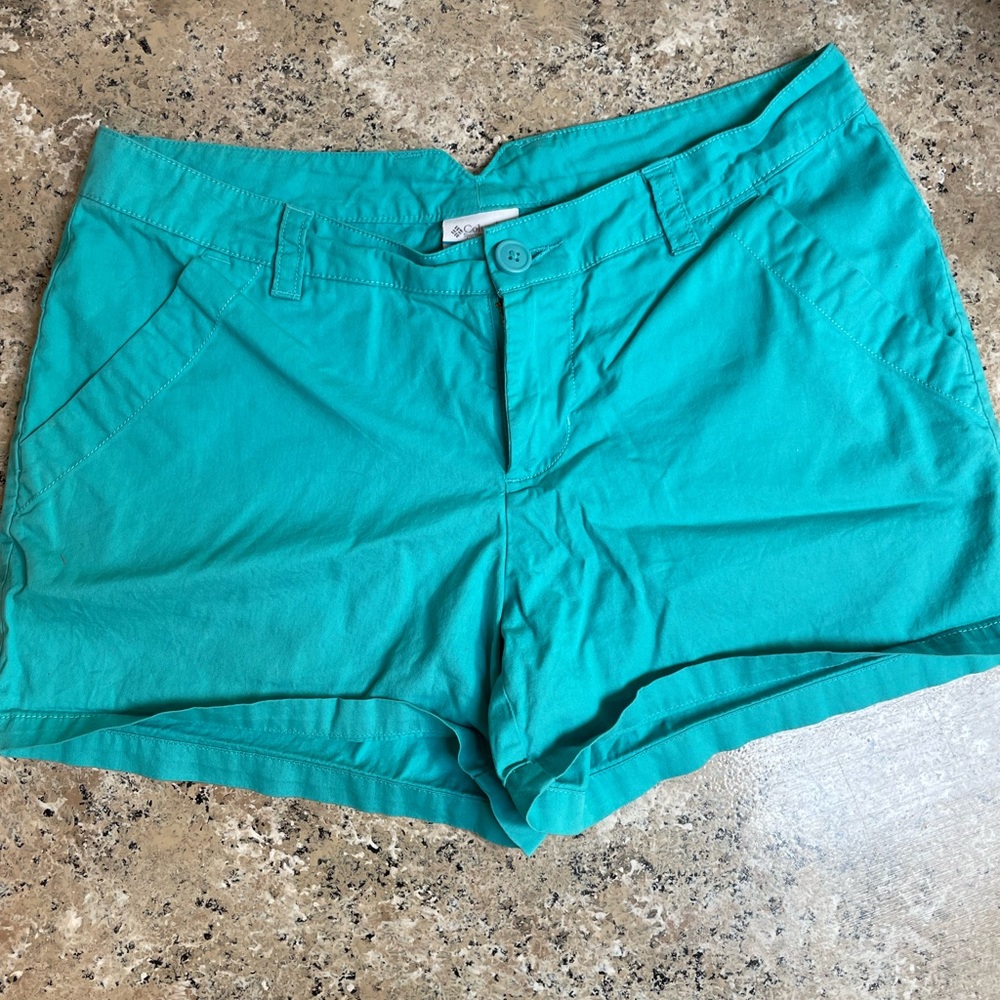 Columbia Shorts